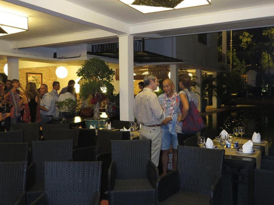 Villa Silk Road Hotel Пном Пен Екстериор снимка
