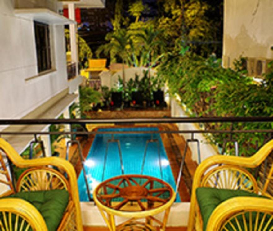 Villa Silk Road Hotel Пном Пен Екстериор снимка